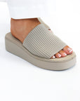 Farrah Platform Slide