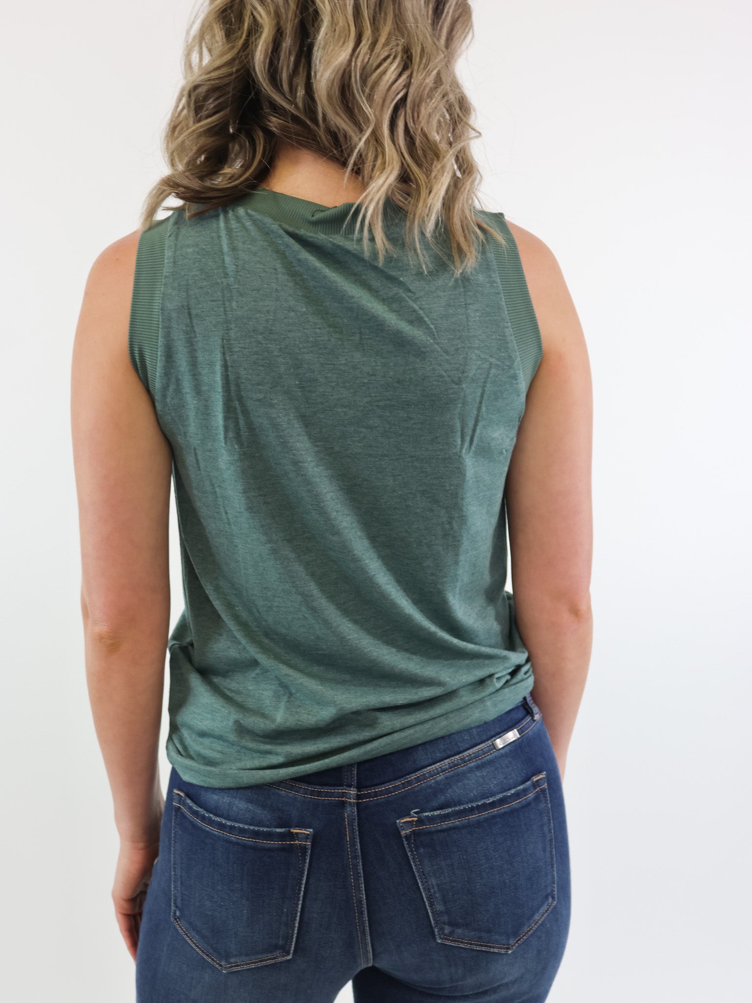 Marley Classic Tank
