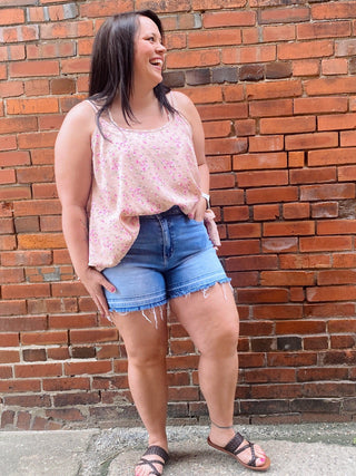 Figure Stretch Boyfriend Shorts